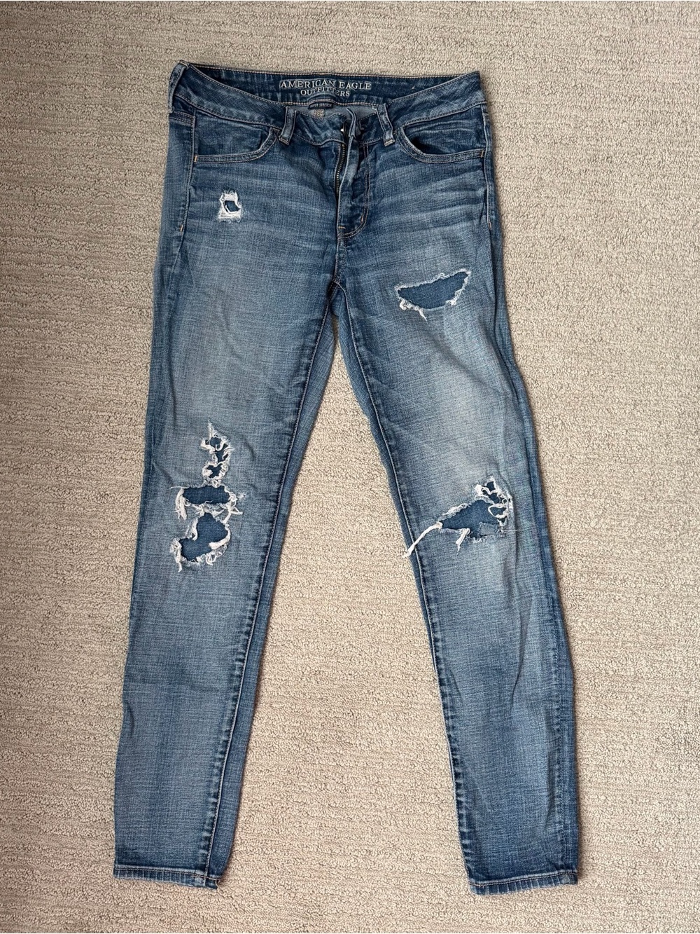 American Eagle Outfitters Women's Ripped Skinny Jeans - Medium Blue Wash